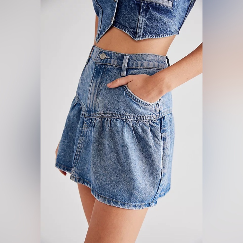 FREE PEOPLE West Is West Mini Skirt Sz 6